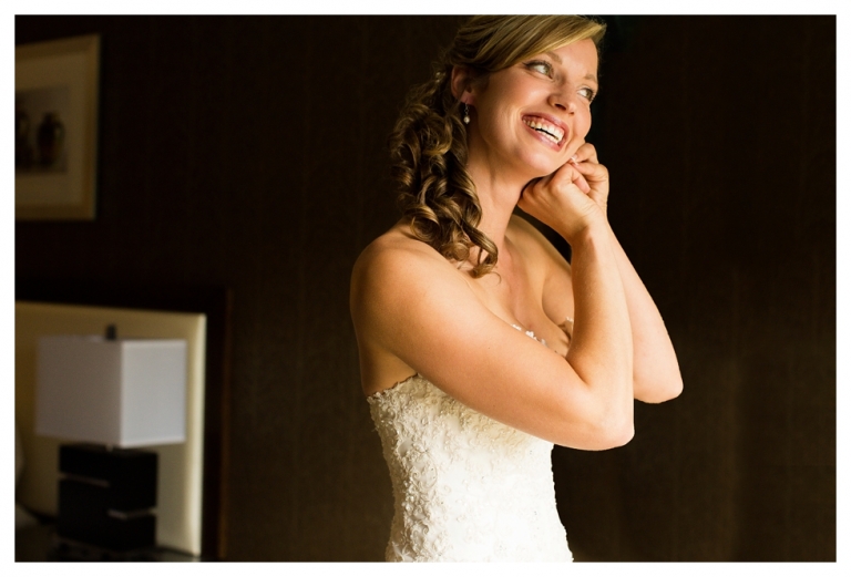 Grand Pacific June Wedding Photographer North Olmsted Wedding Photographer Olmsted Falls Wedding Photographer Grand Pacfic Junction Wedding Gardens Photography