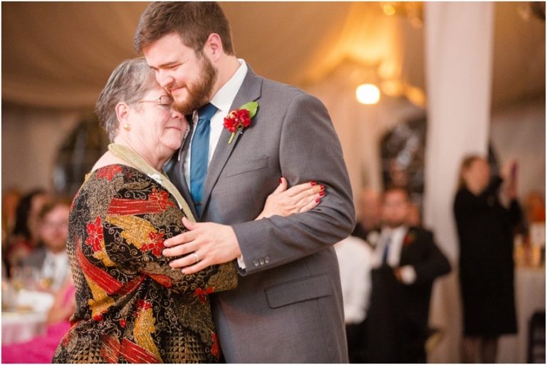 John Joseph Inn and Elizabeth Restaurant Fall Wedding_0150.jpg