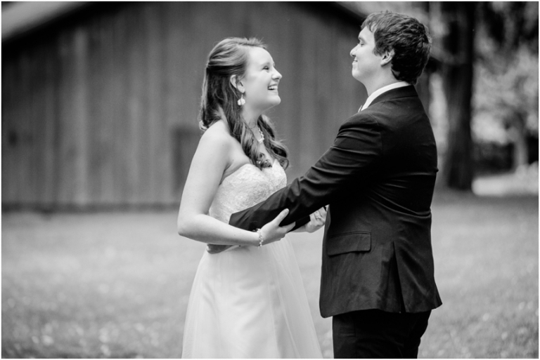 Patterson Fruit Farm Wedding Photography_0423.jpg