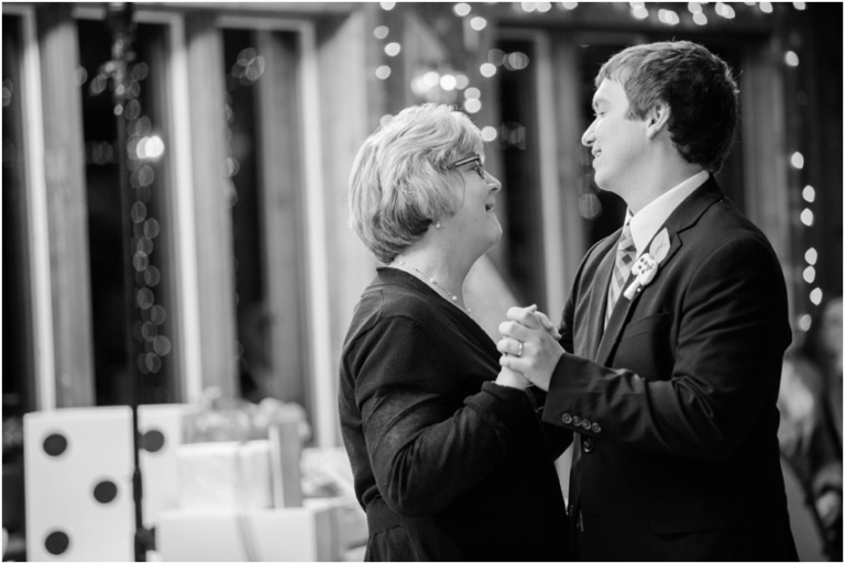 Patterson Fruit Farm Wedding Photography_0437.jpg