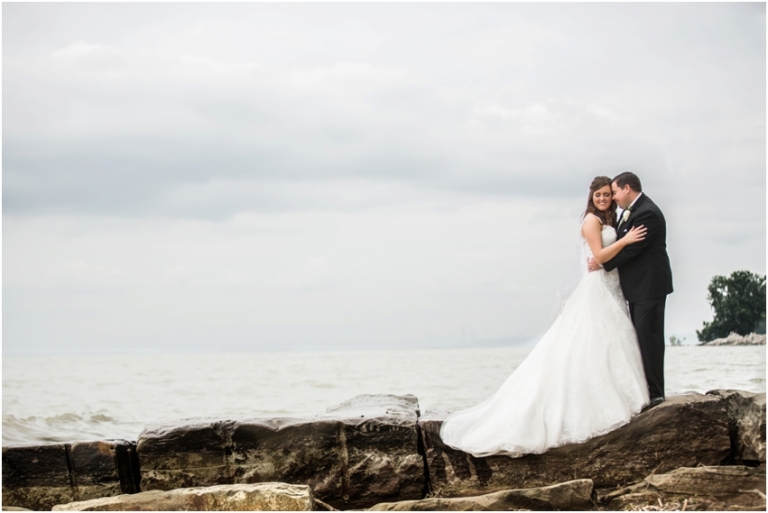 Badgley Mischka Plumbrook Country Club Sandusky Wedding Photographer_0590.jpg