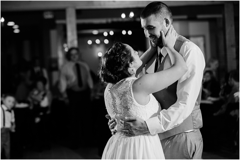 Hale Farm Wedding Photos Photography Akron Ohio Wedding Photographer_0898.jpg