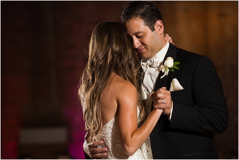 Hale Farm Wedding Photos Photography Akron Ohio Wedding Photographer_0925.jpg