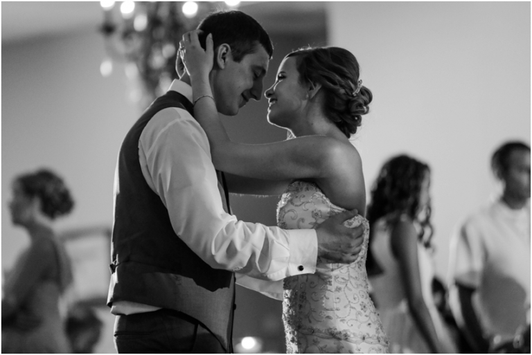 Stambaugh Auditorium Wedding Photos_0871.jpg